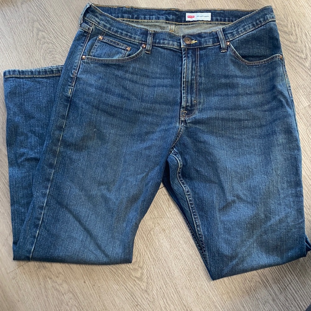 Wrangler Relaxed Boot Cut